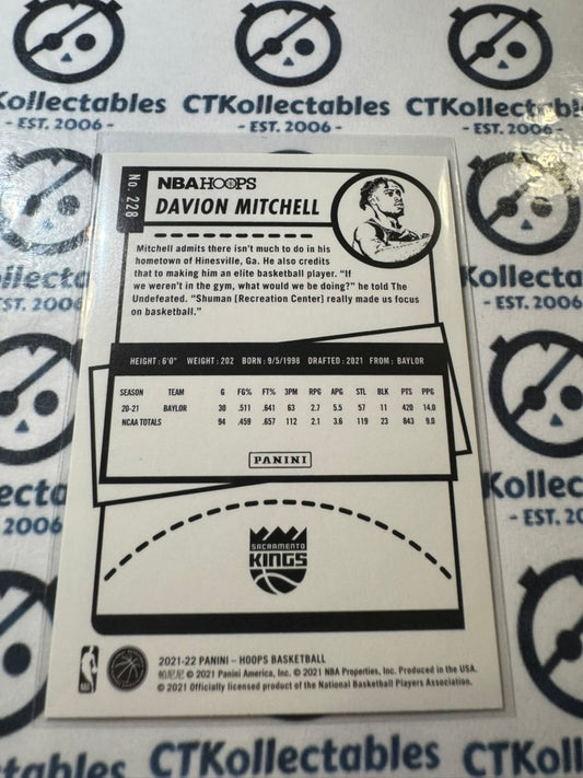 2021-22 NBA Panini Hoops Davion Mitchell rookie Neon Green #228 Kings