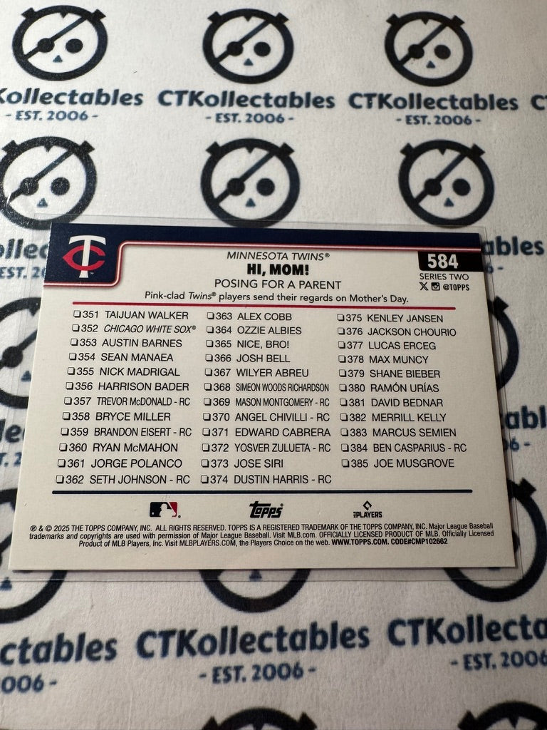 2025 Topps Series 2 Baseball Minnesota Twins "Hi Mom" Team Card #584