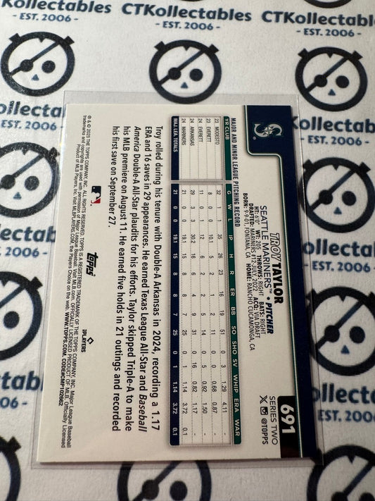 2025 Topps Series 2 Baseball Rookie Card #691 Troy Taylor Seattle Mariners RC