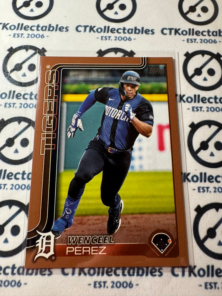 2025 Topps Series 2 Baseball Wenceel Perez GOLD Parallel #1980/2025 Tigers