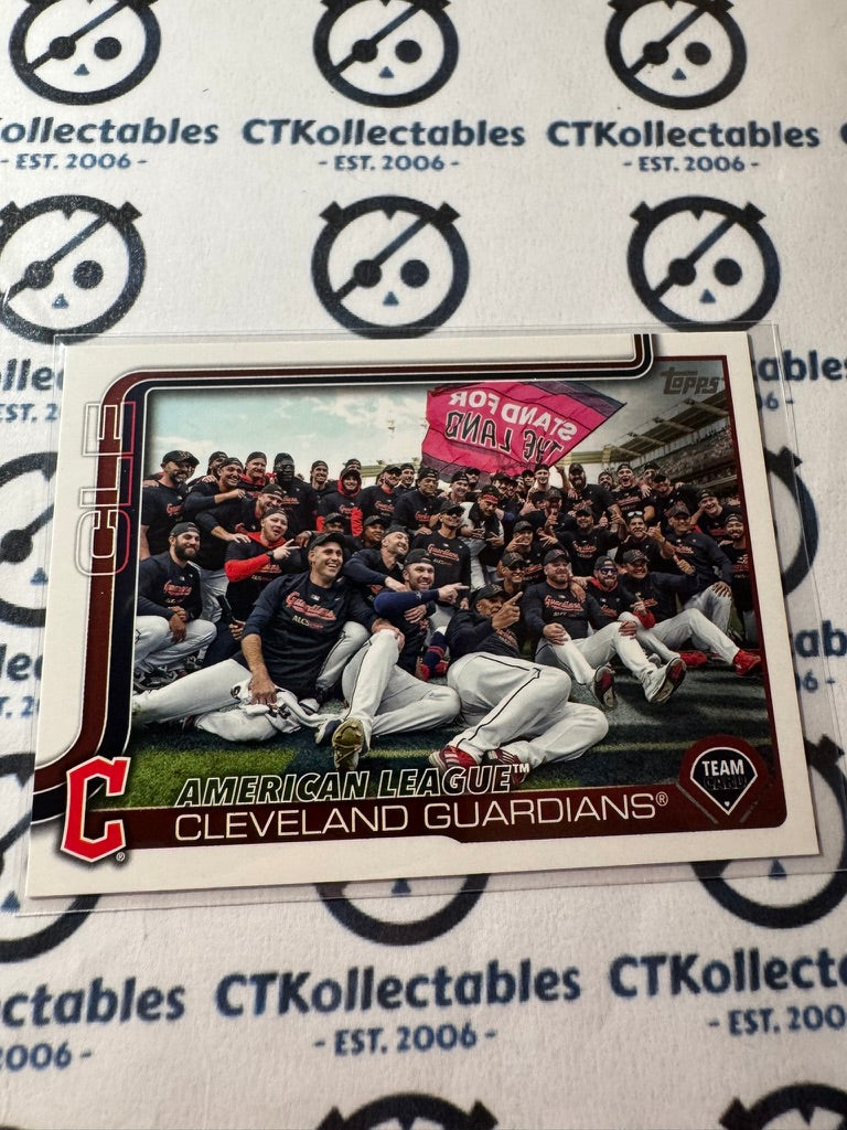2025 Topps Series 2 Baseball Cleveland Guardians Team Card #612