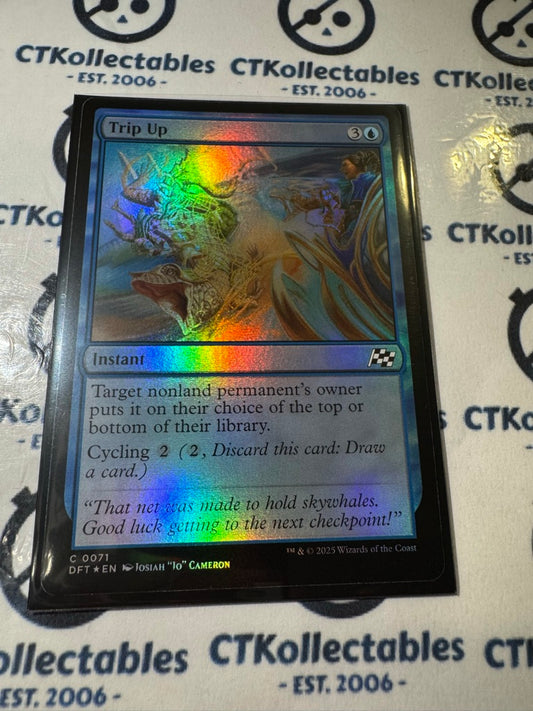 2025 MTG AETHERDRIFT Trip Up # C 0071 Foil