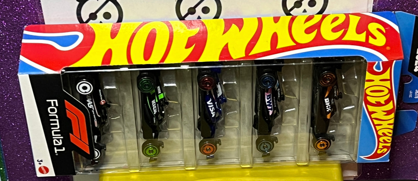 HOT WHEELS 5 CAR PACK FORMULA 1 UNOPEN LIKE NEW 2024