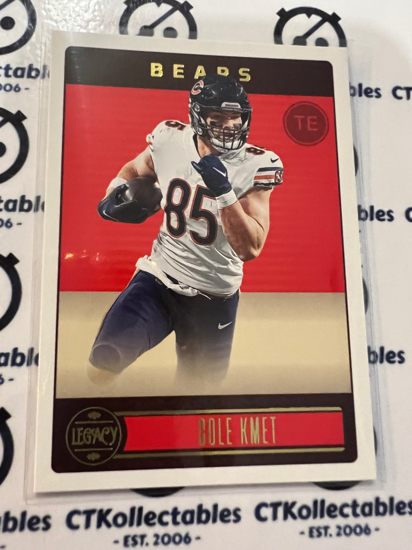 2023 NFL Panini Legacy Base #16 Cole Kmet Bears