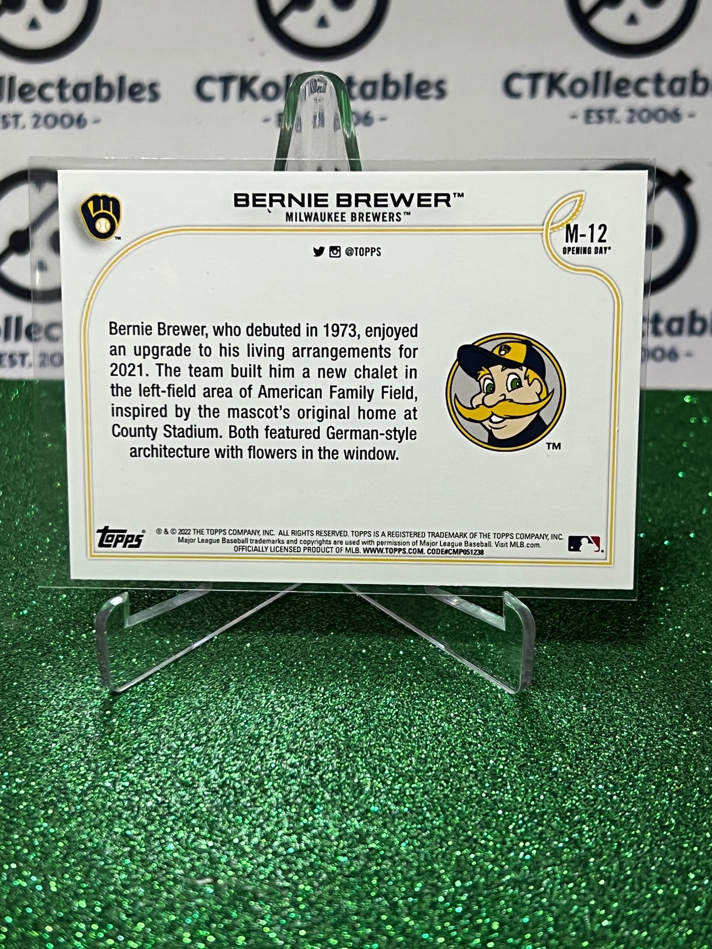 2022 TOPPS OPENING DAY BERNIE BREWER # M-23 MASCOT MILWAUKEE BREWERS BASEBALL CARD