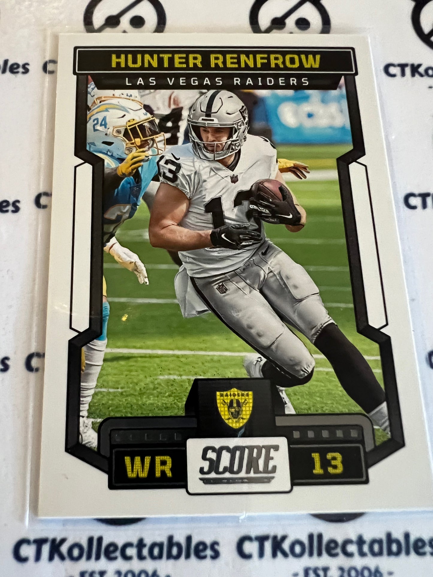 2023 NFL Panini Score Base #136 Hunter Renfrow Raiders