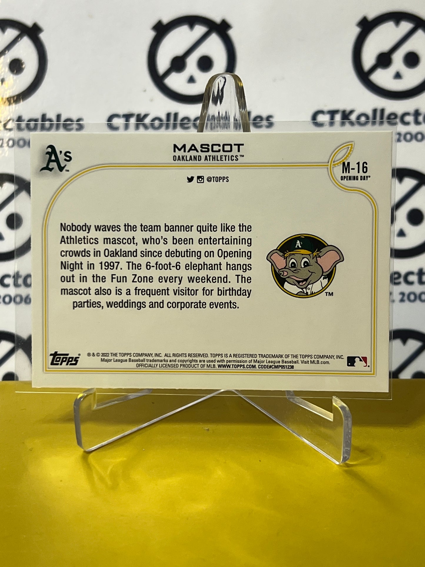 2022 TOPPS OPENING DAY MASCOT # M-16 OAKLAND ATHLETICS BASEBALL CARD
