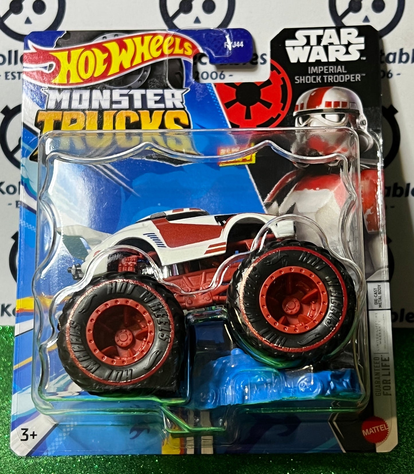 HOT WHEELS MATTEL MONSTER TRUCKS IMPERIAL SHOCK TROOPER 1/64 STAR WARS - 2023