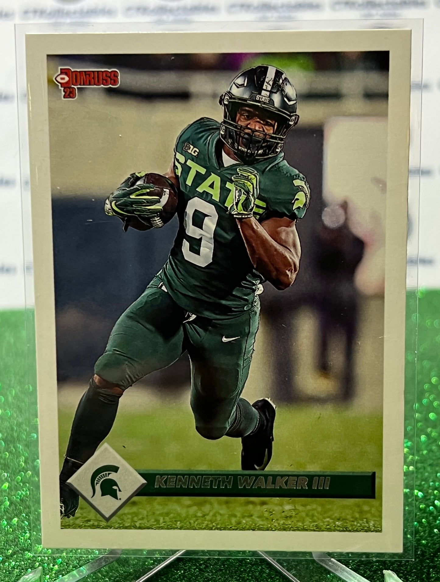 2023 CHRONICLES DONRUSS KENNETH WALKER III # 11 DRAFT NFL SEATTLE SEAHAWKS GRIDIRON CARD