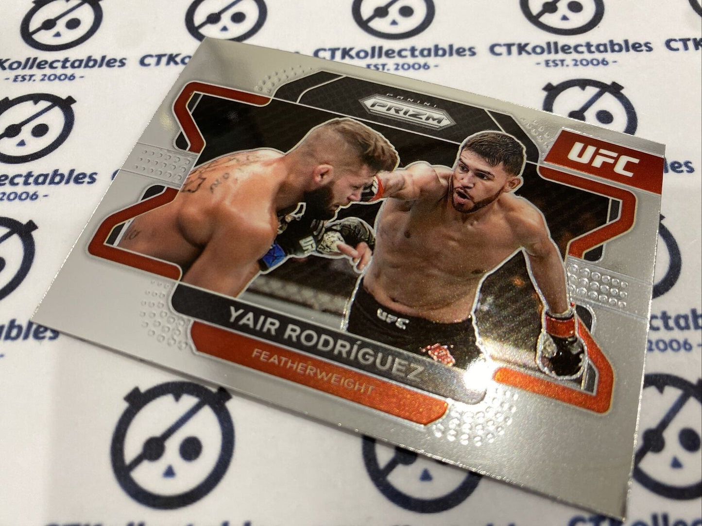 2022 UFC Panini Prizm Base #72 Yair Rodriguez