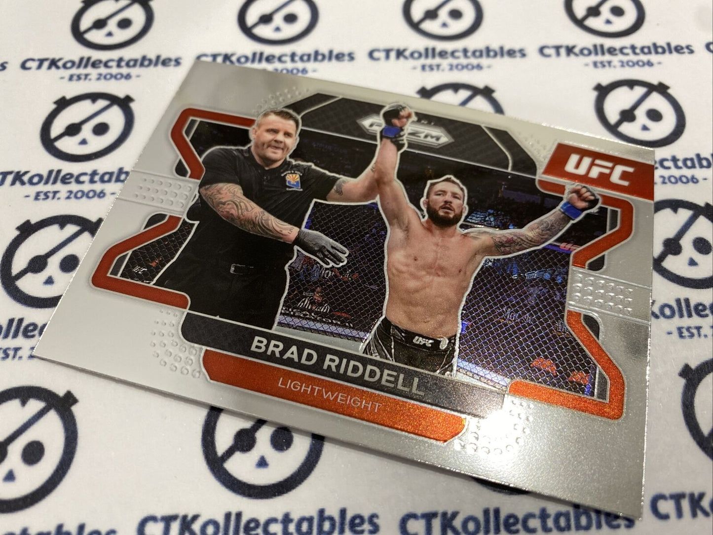 2022 UFC Panini Prizm Base #37 Brad Riddell
