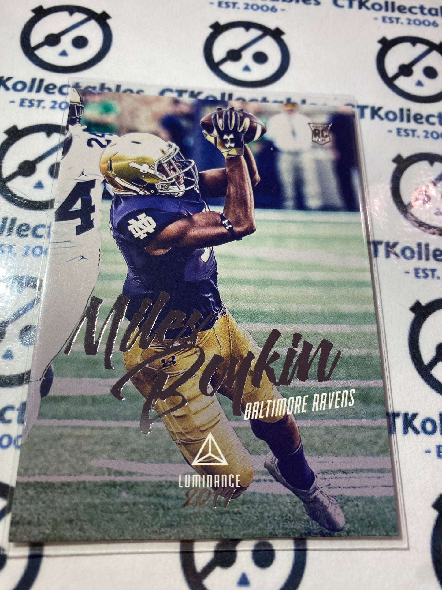 2019 Panini NFL Luminance Miles Boykin rookie card #200 Buccaneers