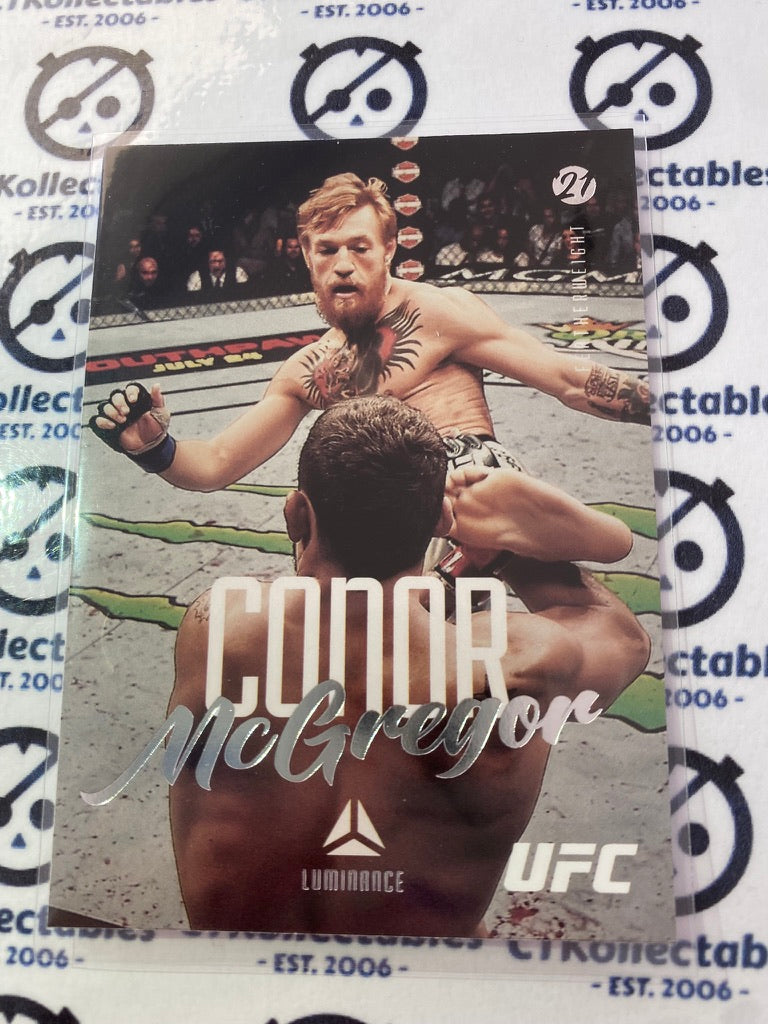 2021 UFC Panini Chronicles Luminance Conor McGregor #52 Featherweight