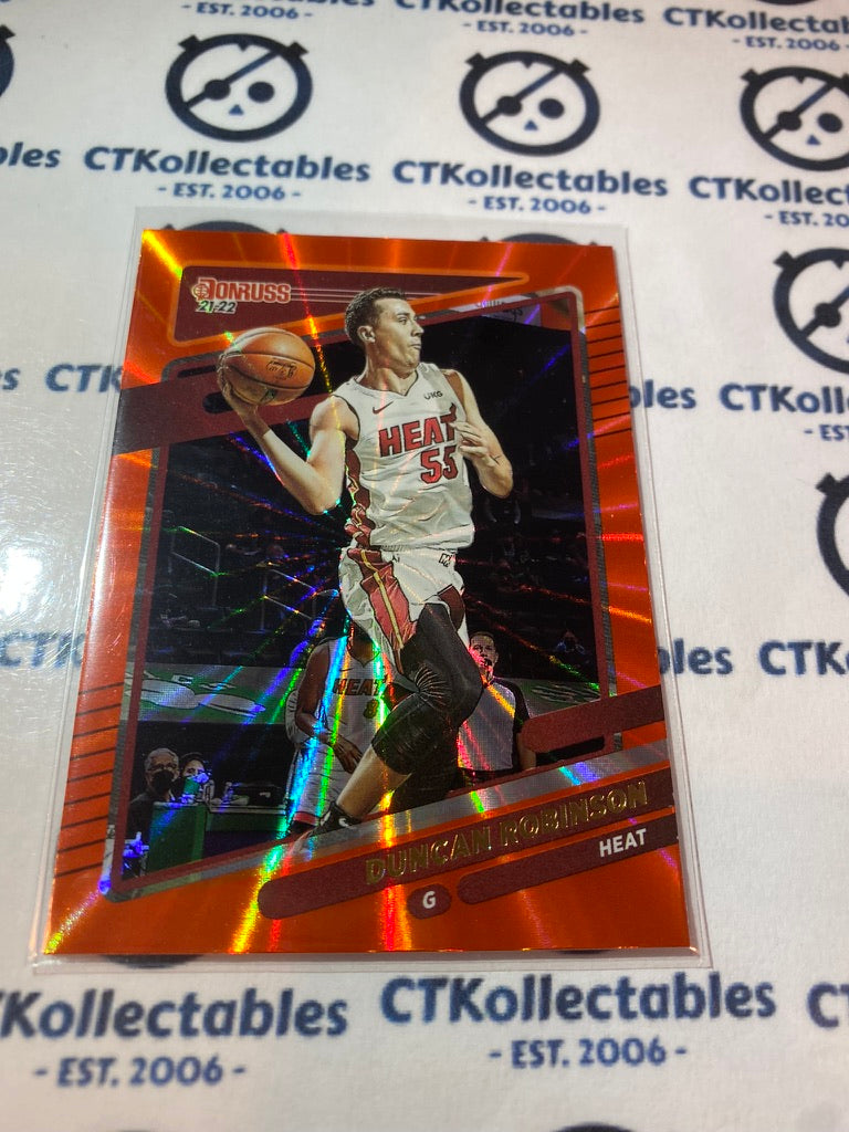 2021-22 NBA Panini Donruss Duncan Robinson Orange Laser #107 Miami