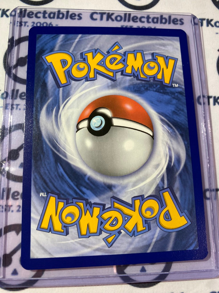 Galarian Zapdos V Alternative Art Full Art #174/198 Pokémon Card Chilling Reign