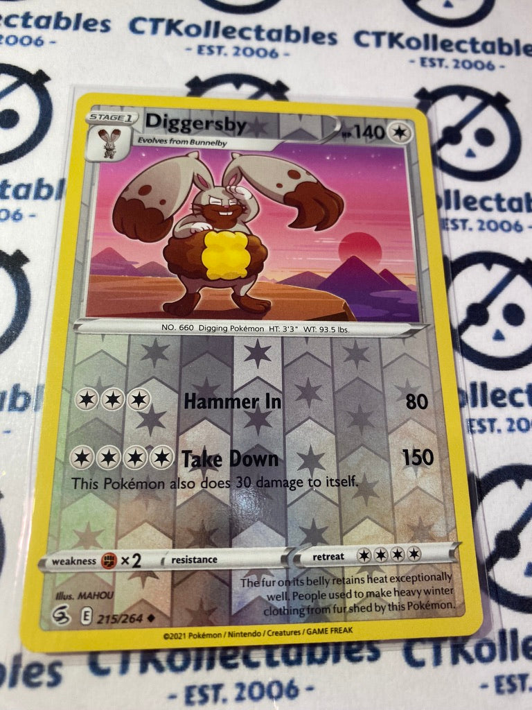 Diggersby Reverse Holo #215/264 2021 Sword & Shield Fusion Strike Pokemon Card