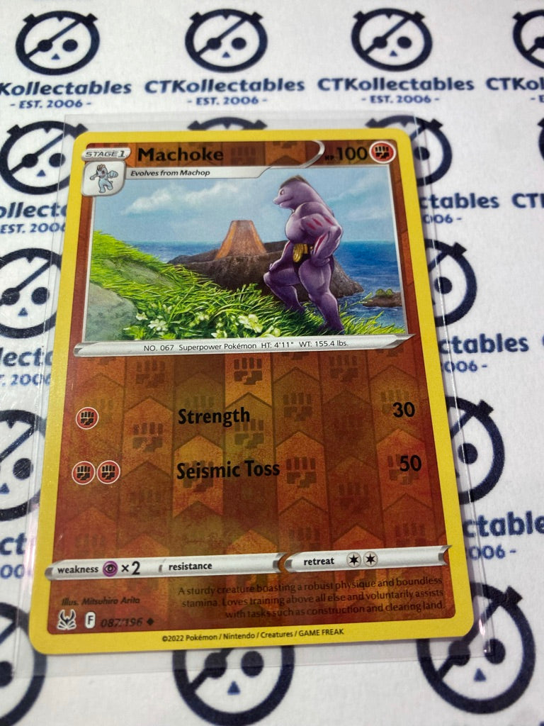 Machoke Reverse Holo #087/196 2022 Sword & Shield Lost Origin Pokemon Card