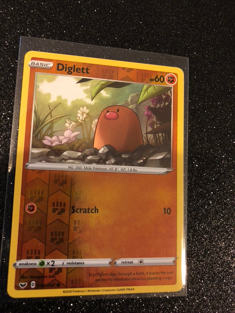 Diglett Reverse Holo #092/202 Sword & Sheild Pokemon Card