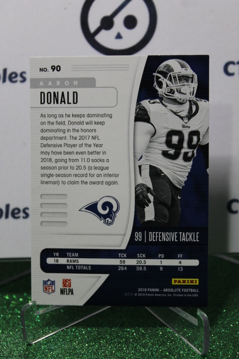 2019 PANINI ABSOLUTE ARRON DONALD # 90 GREEN NFL LOS ANGELES RAMS GRIDIRON CARD