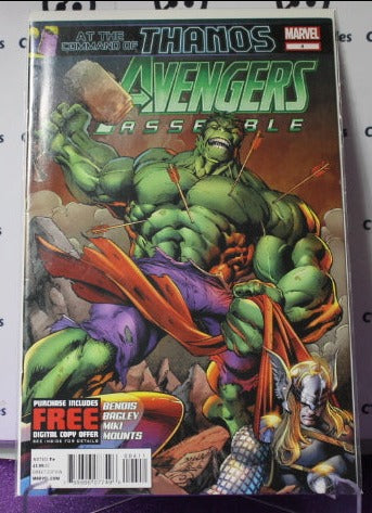 AVENGERS ASSEMBLE # 4 AT THE COMMAND OF THANOS VF MARVEL COMIC BOOK 2012