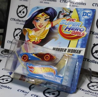 WONDER WOMAN DC SUPER HERO GIRLS MATTEL HOT WHEELS 1:64 DIE CAST WARNER BROS. 2016