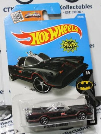 HOT WHEELS MATTEL BLACK FLAMES BATMAN CLASSIC TV SERIES BATMOBILE 1/5 DC 226/250 Long Card 2015 RARE