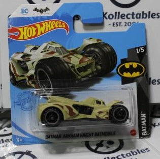 HOT WHEELS MATTEL BATMAN ARKHAM KNIGHT BATMOBILE CAMOUFLAGE 1/5 DC SHORT CARD 2018/21