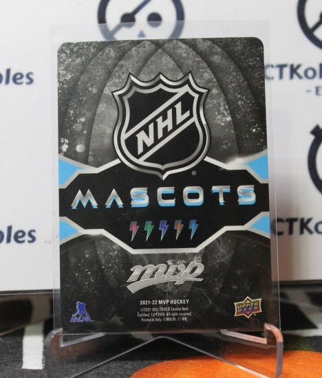 2021-22 UPPER DECK FIN THE WHALE # M-27 MASCOTS VANCOUVER CANUCKS NHL HOCKEY TRADING CARD