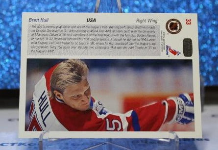 BRETT HULL # 33 UPPER DECK 1991-92 ST. LOUIS BLUES NHL HOCKEY TRADING CARD