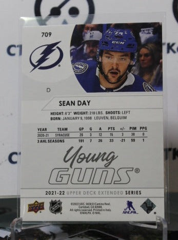 2021-22 UPPER DECK SEAN DAY # 709 YOUNG GUNS TAMPA BAY LIGHTNING HOCKEY CARD