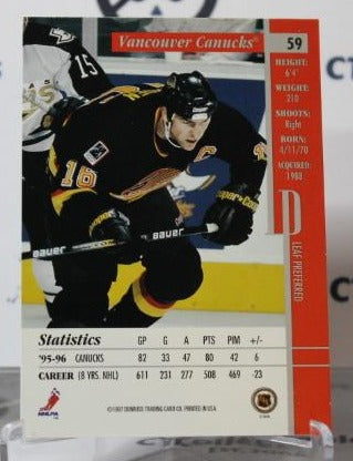 TREVOR LINDEN # 59 DONRUSS 1996-97 VANCOUVER CANUCKS NHL HOCKEY TRADING CARD