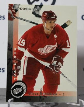 STEVE YZERMAN # 2 DONRUSS 1997-98 DETROIT RED WINGS NHL HOCKEY TRADING CARD