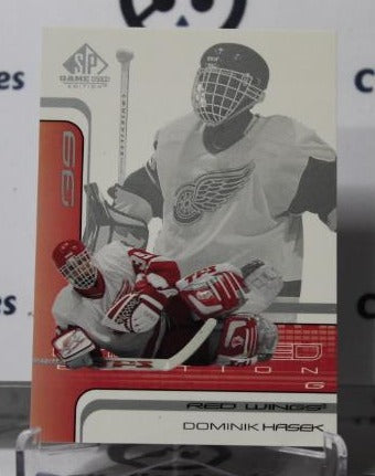 DOMINIK HASEK # 20 SP UPPER DECK 2002-03 HOCKEY NHL GOALTENDER DETROIT RED WINGS CARD