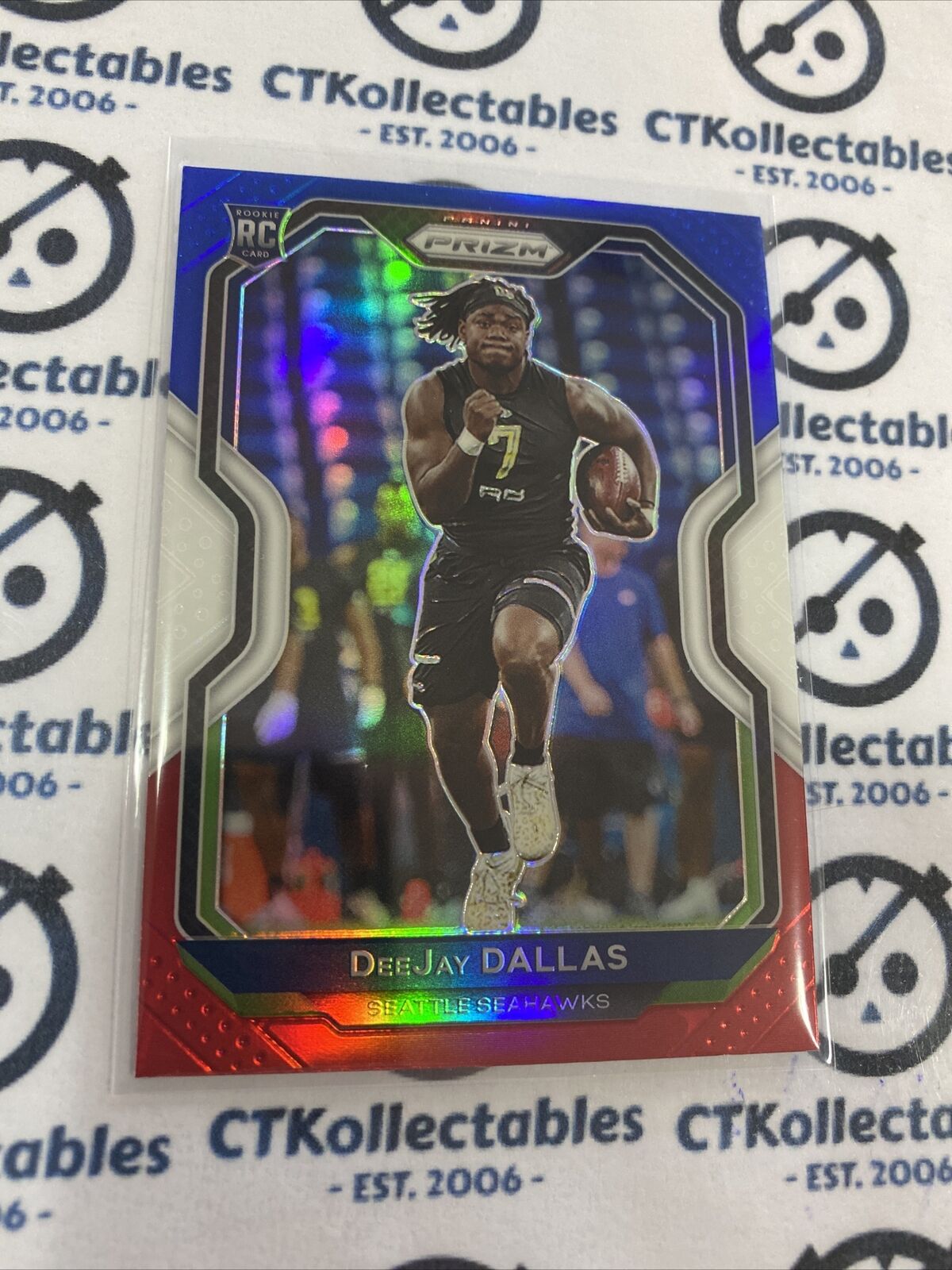 2020 NFL Prizm DeeJay Dallas Red White & Blue Prizm RC #390 Seahawks