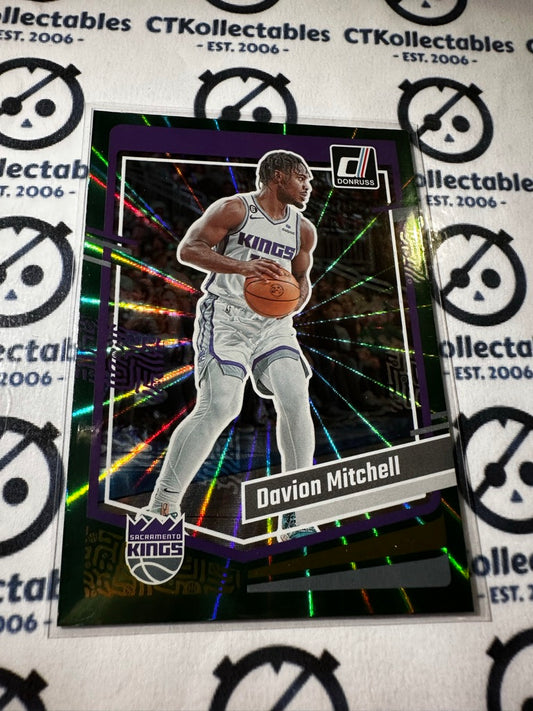 2023-24 NBA Panini Donruss Davion Mitchell Green Laser #88 Kings