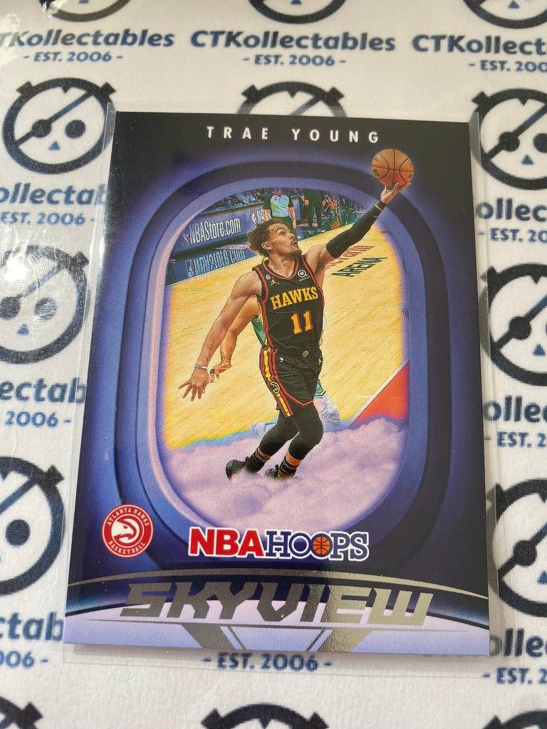 2023-24 Panini NBA HOOPS Trae Young Skyview #20 Hawks