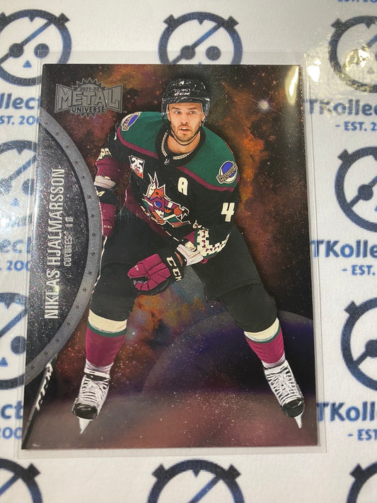 2021/22 Skybox NHL Metal Universe Base Niklas Hjalmarsson #6 Coyotes