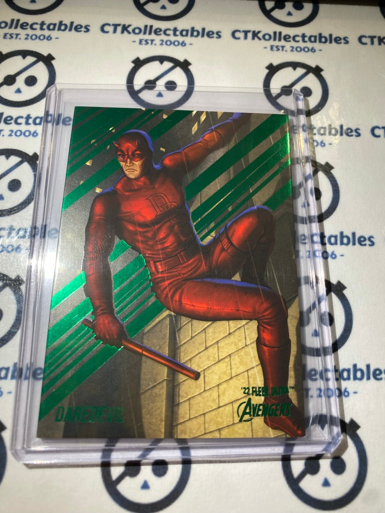 2022 Fleer Ultra Avengers Daredevil Green Foil Parallel #16 Avengers