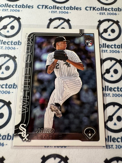 2025 Topps Series 2 Baseball Rookie Card #656 Jairo Iriarte Chicago White Sox RC