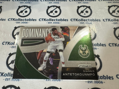 2021-22 NBA Panini Prizm Giannis Antetokounmpo Dominance #12 Bucks