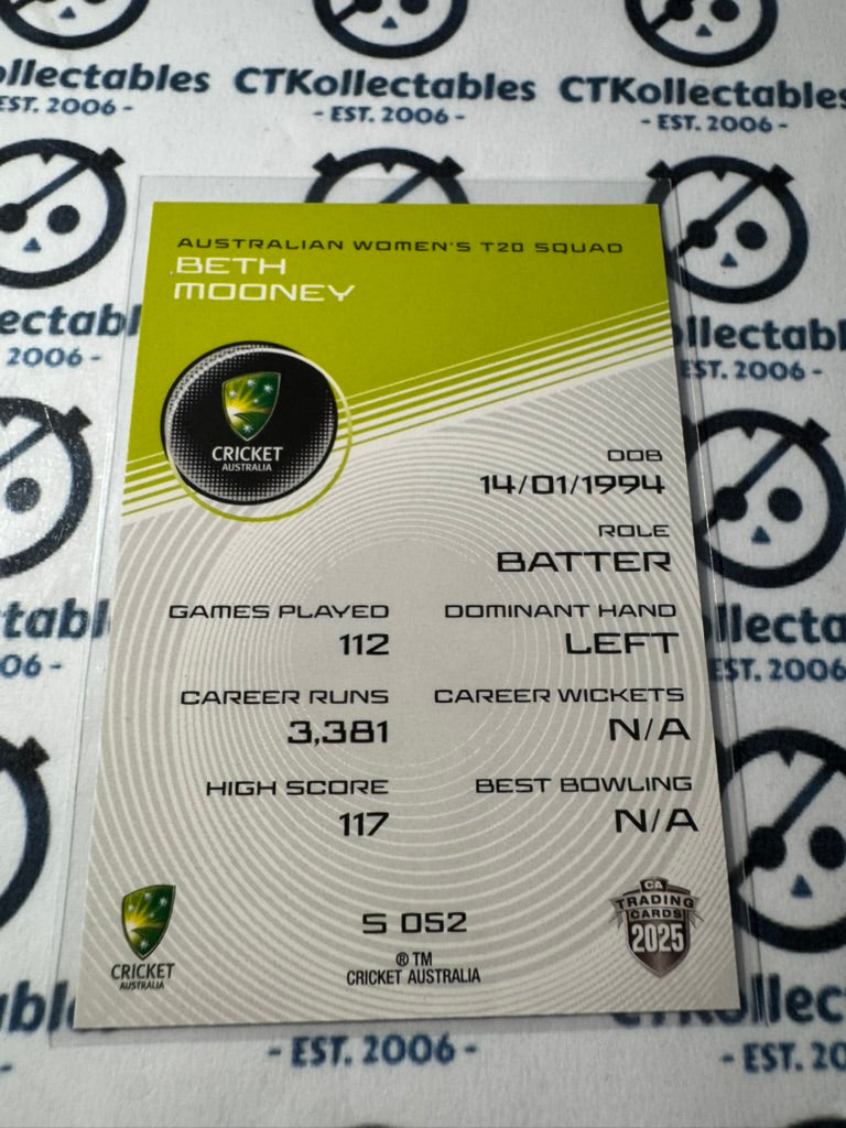 2025/26 CA Cricket Traders Beth Mooney Silver Parallel #S052