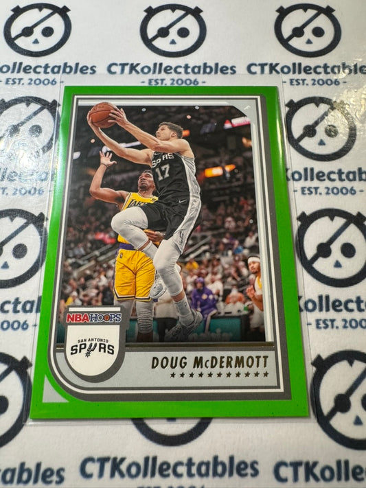 2022-23 NBA Panini Hoops Doug McDermott Neon Green #155 Spurs