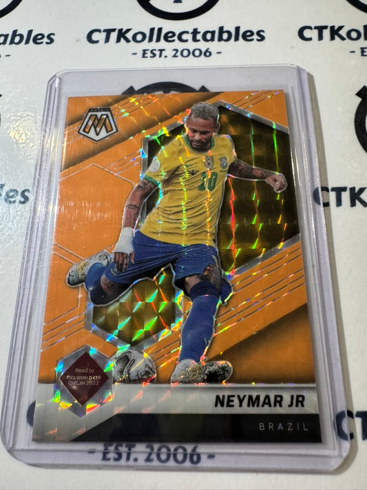 2021-22 Soccer Mosaic FIFA Newmar Jr Orange Fluorescent Prizm #158 Brasil