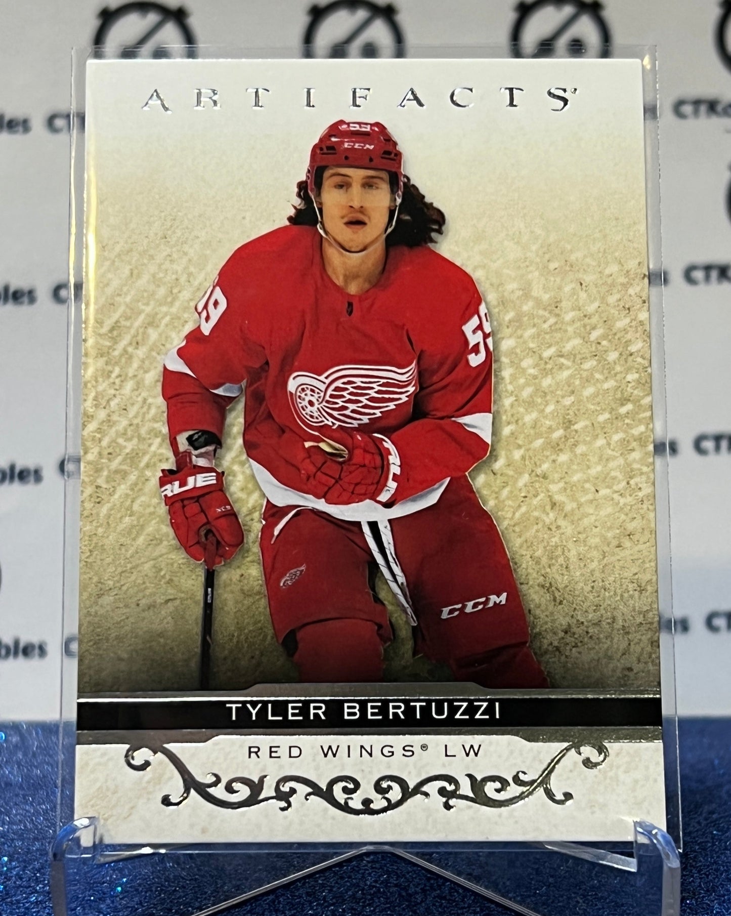 2021-22 UPPER DECK ARTIFACTS TYLER BERTUZZI # 79 SILVER DETROIT RED WINGS NHL HOCKEY TRADING CARD