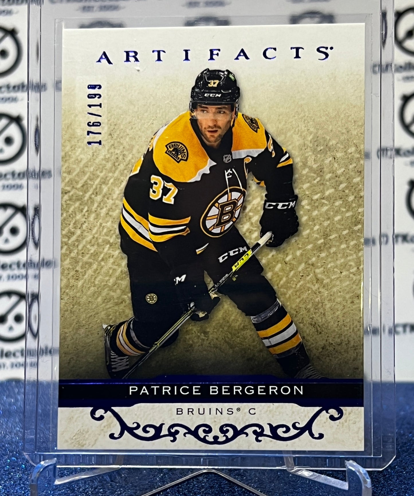 2021-22 UPPER DECK ARTIFACTS PATRICE BERGERON # 40 SAPPHIRE BLUE /199 BOSTON BRUINS HOCKEY CARD