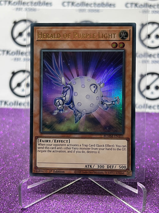 YU-GI-OH! BATTLES OF LEGEND MONSTER MAYHEM HERALD OF PURPLE LIGHT # BLMM-EN101 1ST EDITION CARD