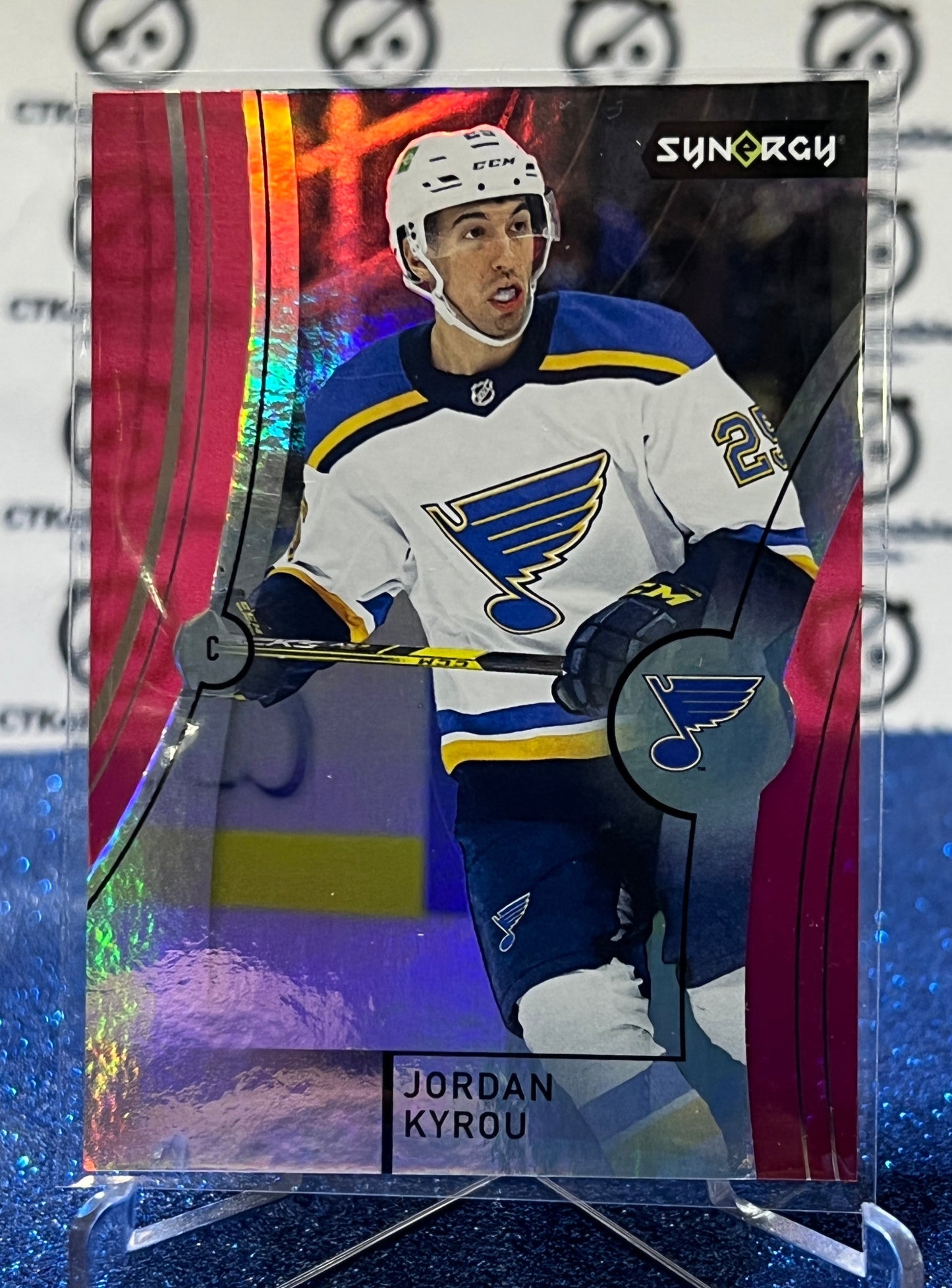 2021-22 UPPER DECK SYNERGY JORDON KYROU  # 46 RED BOUNTY ST. LOUIS BLUES HOCKEY CARD