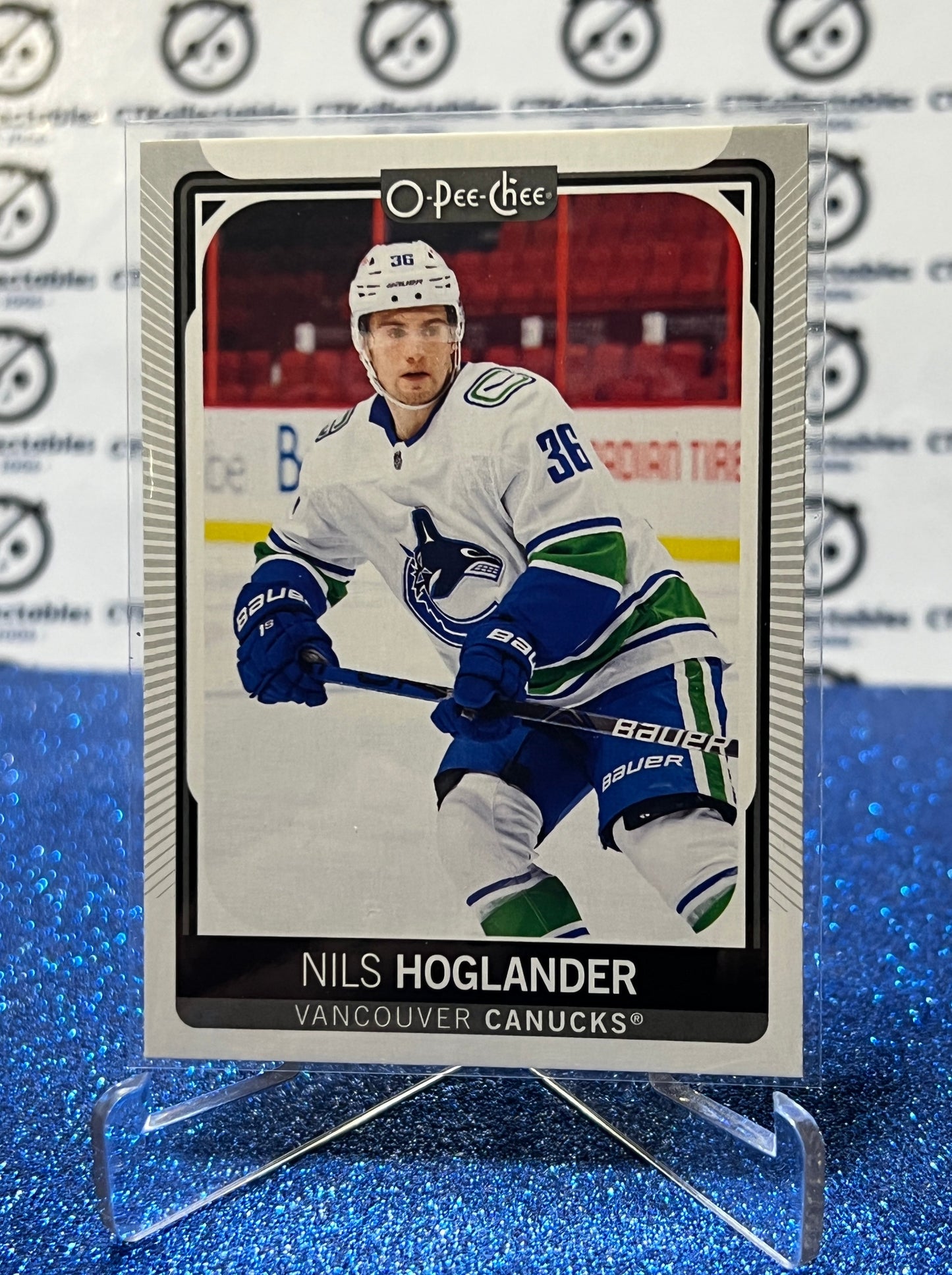 2021-22  O-PEE-CHEE  NILS HOGLANDER # 75 ROOKIE VANCOUVER CANUCKS NHL HOCKEY TRADING CARD
