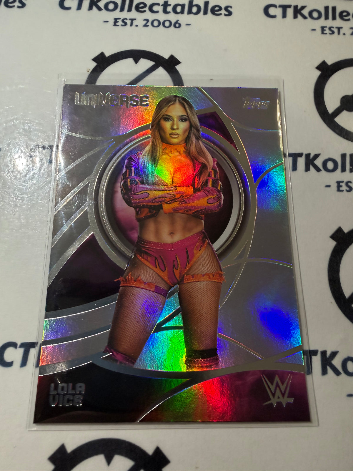 2026 WWE Topps Universe #95 Lola Vice Base Card