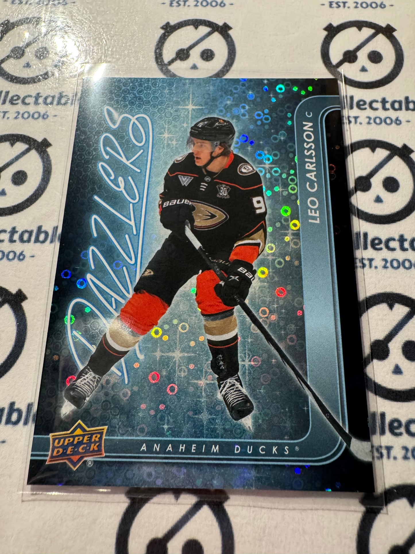 2024-25 Upper Deck Hockey Leo Carlsson Dazzlers Blue #DZ-40 Ducks